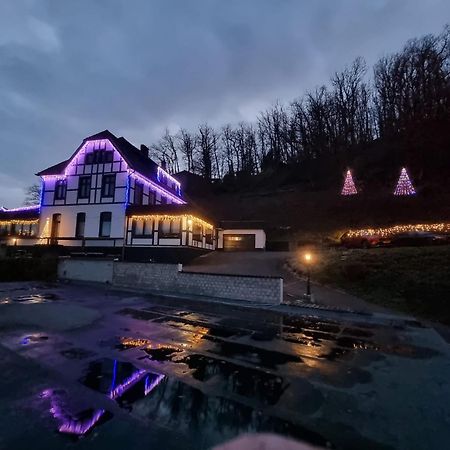 באד מינסטראייפל Hotel Kurhaus Uhlenberg מראה חיצוני תמונה