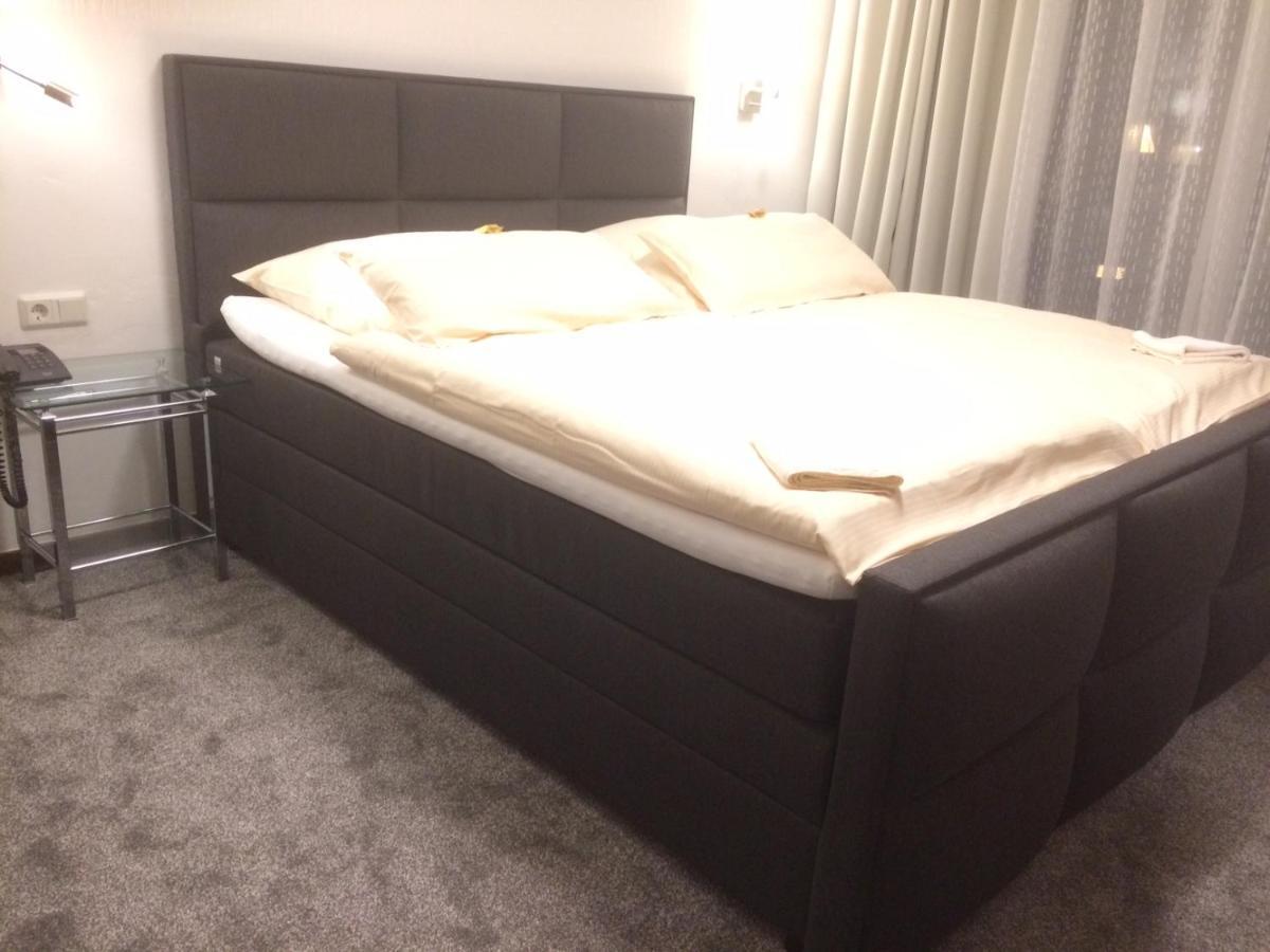 באד מינסטראייפל Hotel Kurhaus Uhlenberg מראה חיצוני תמונה